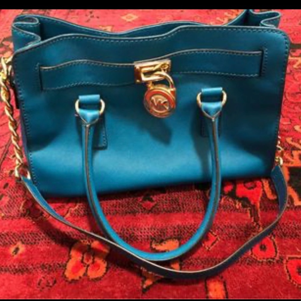 Michael Kors Hamilton Purse with handles and gold chain strap. Pretty teal color